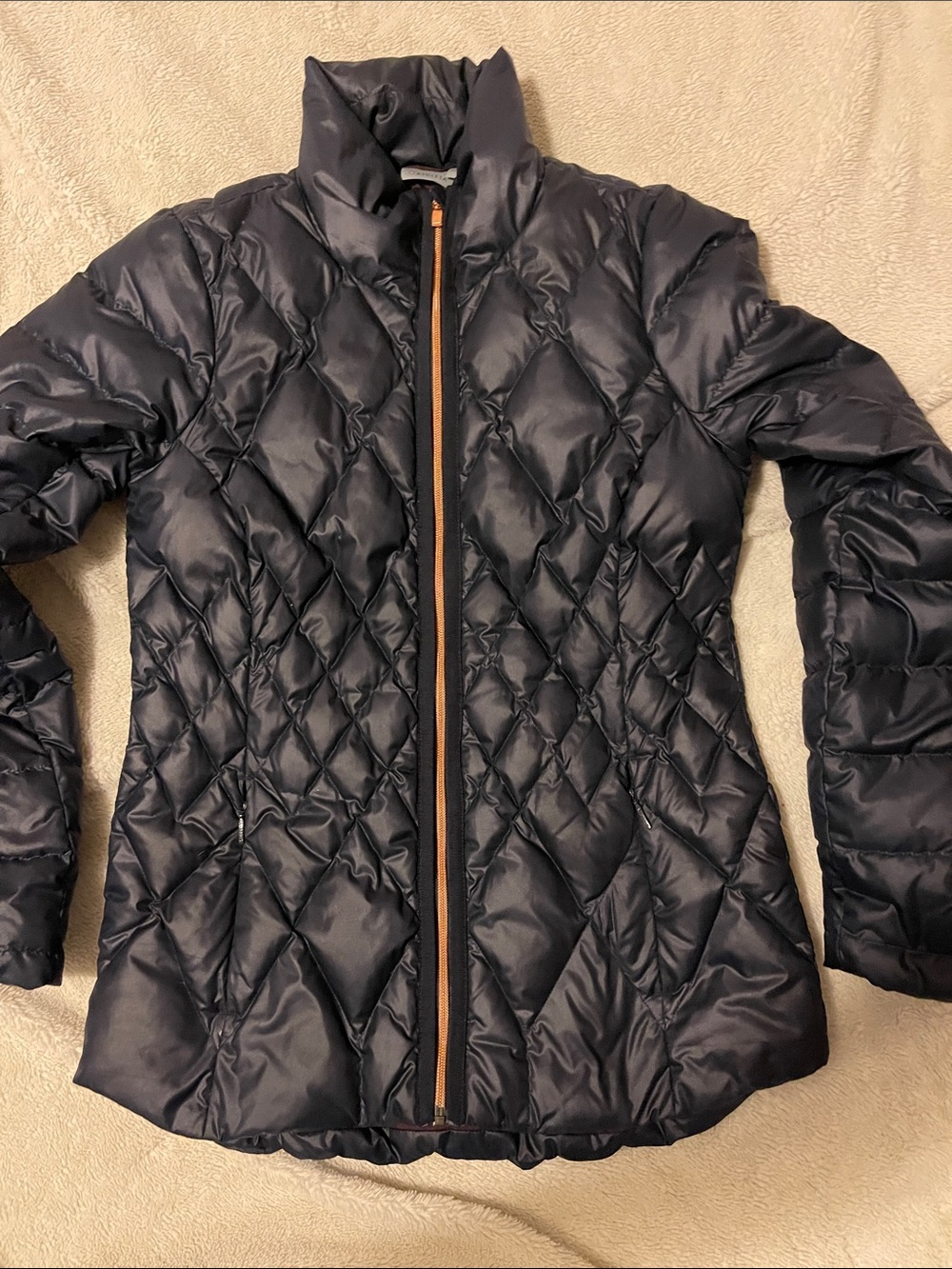 Athleta Diamond Quilted Women's Puffer Jacket in Navy S